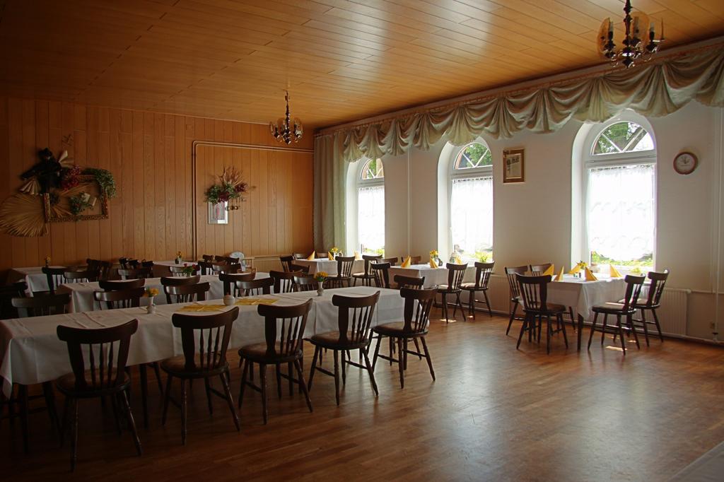 Werners Landgasthaus Hotel Lieskau Exterior photo